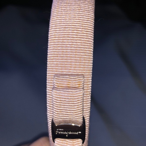 Salvatore Ferragamo Mini Vara Bow 1in Headband in Pink and Silvertone Hardware - Picture 7 of 7